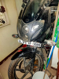 Black Bajaj Pulsar 220 DTSi