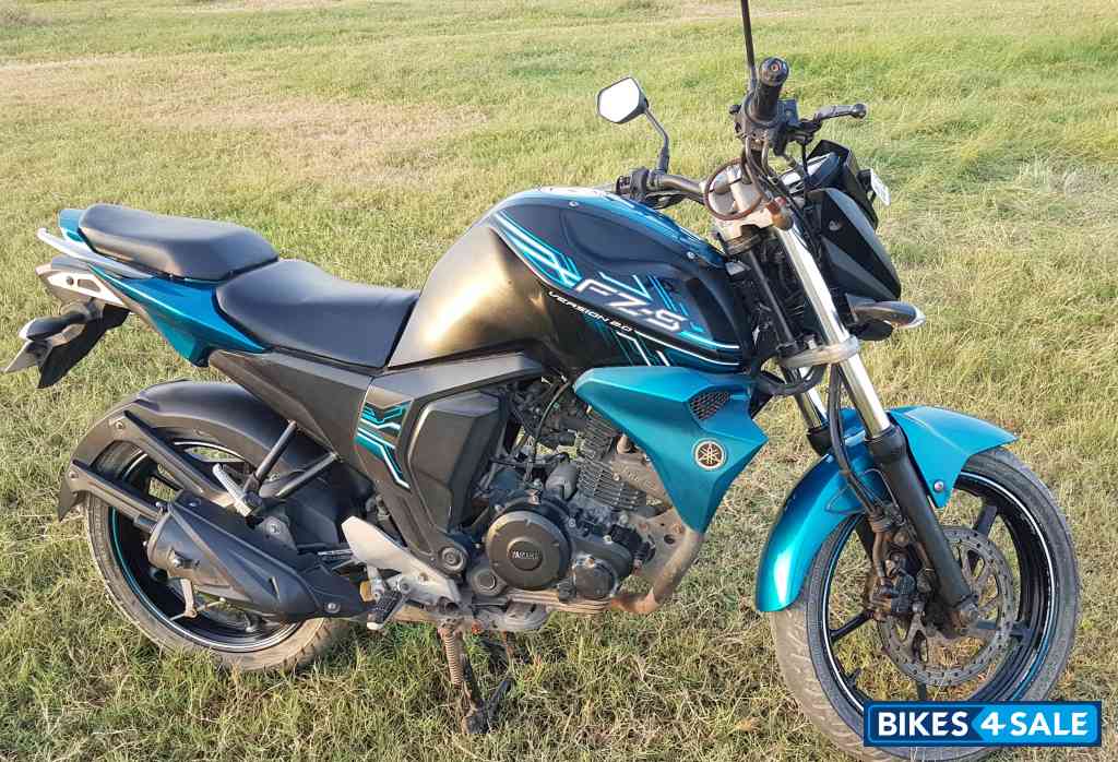 Yamaha FZ-S FI V2