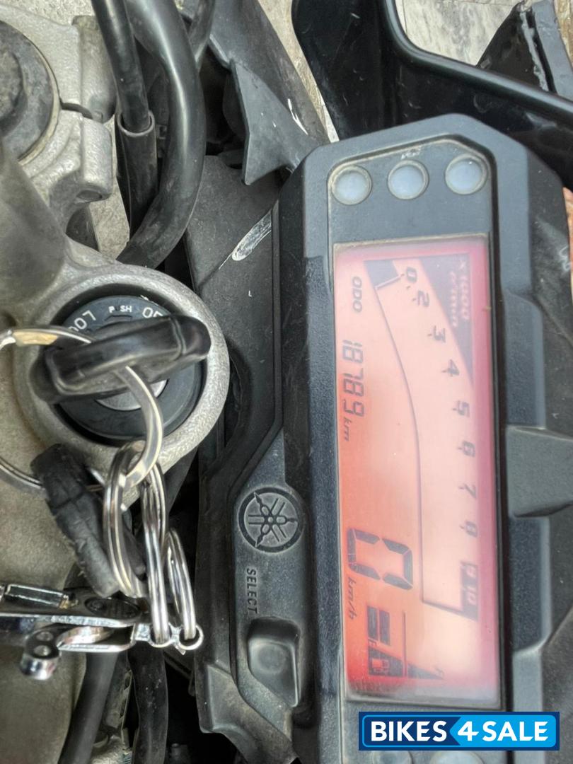 Mat Green Yamaha FZ-S FI V2