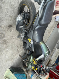 Mat Green Yamaha FZ-S FI V2