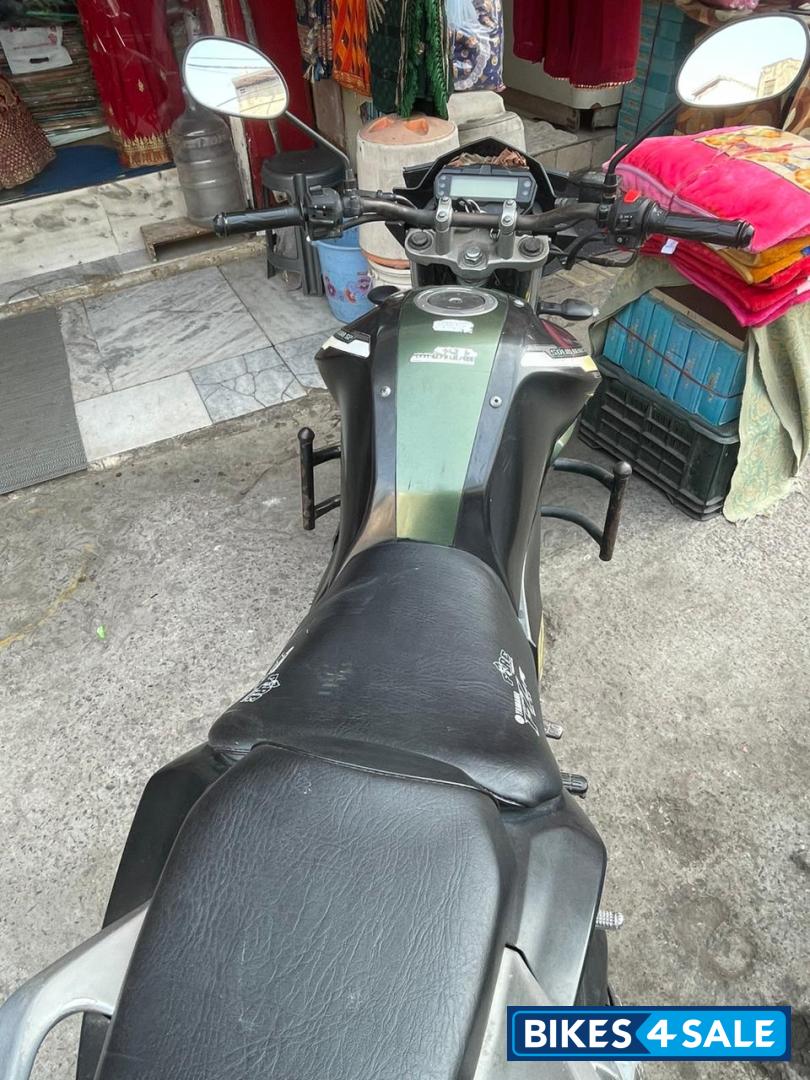 Mat Green Yamaha FZ-S FI V2