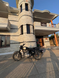 Black Royal Enfield Classic 350