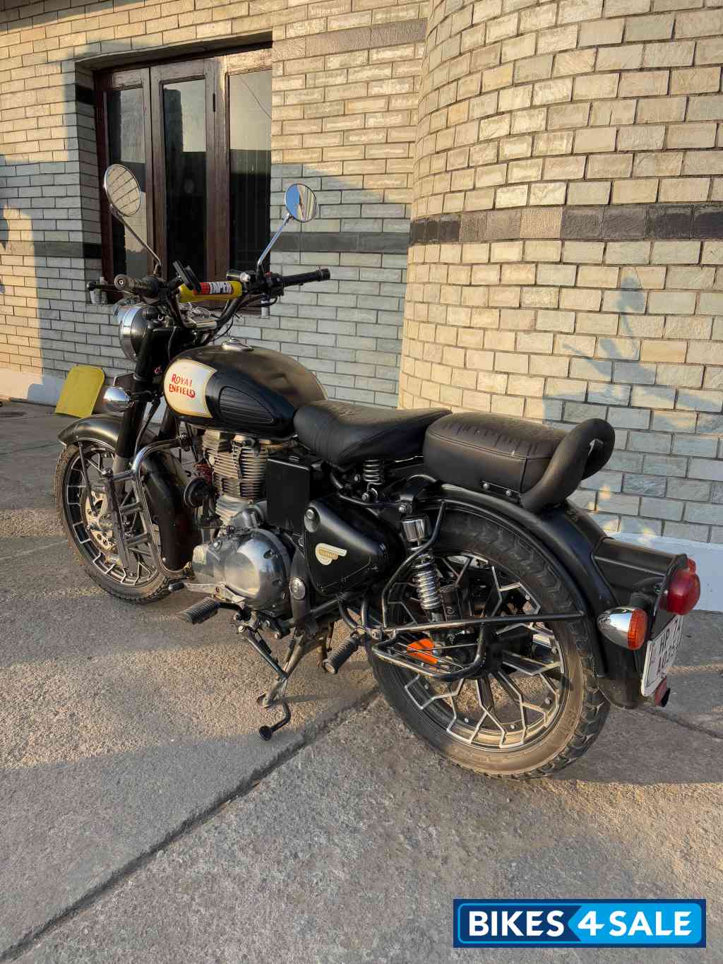 Black Royal Enfield Classic 350