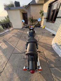 Black Royal Enfield Classic 350