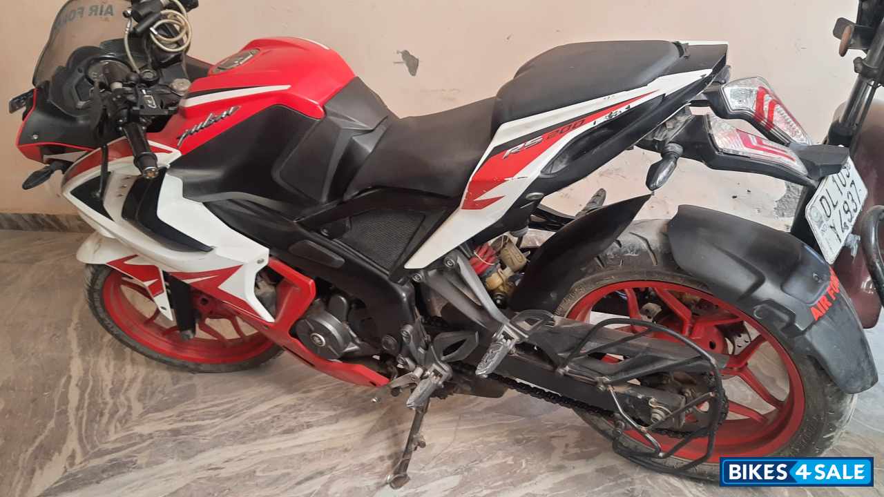 Racing Red And White Bajaj Pulsar RS 200