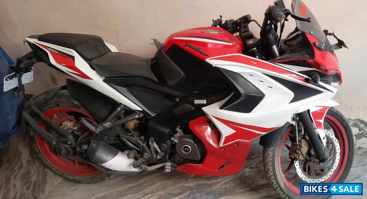 Racing Red And White Bajaj Pulsar RS 200