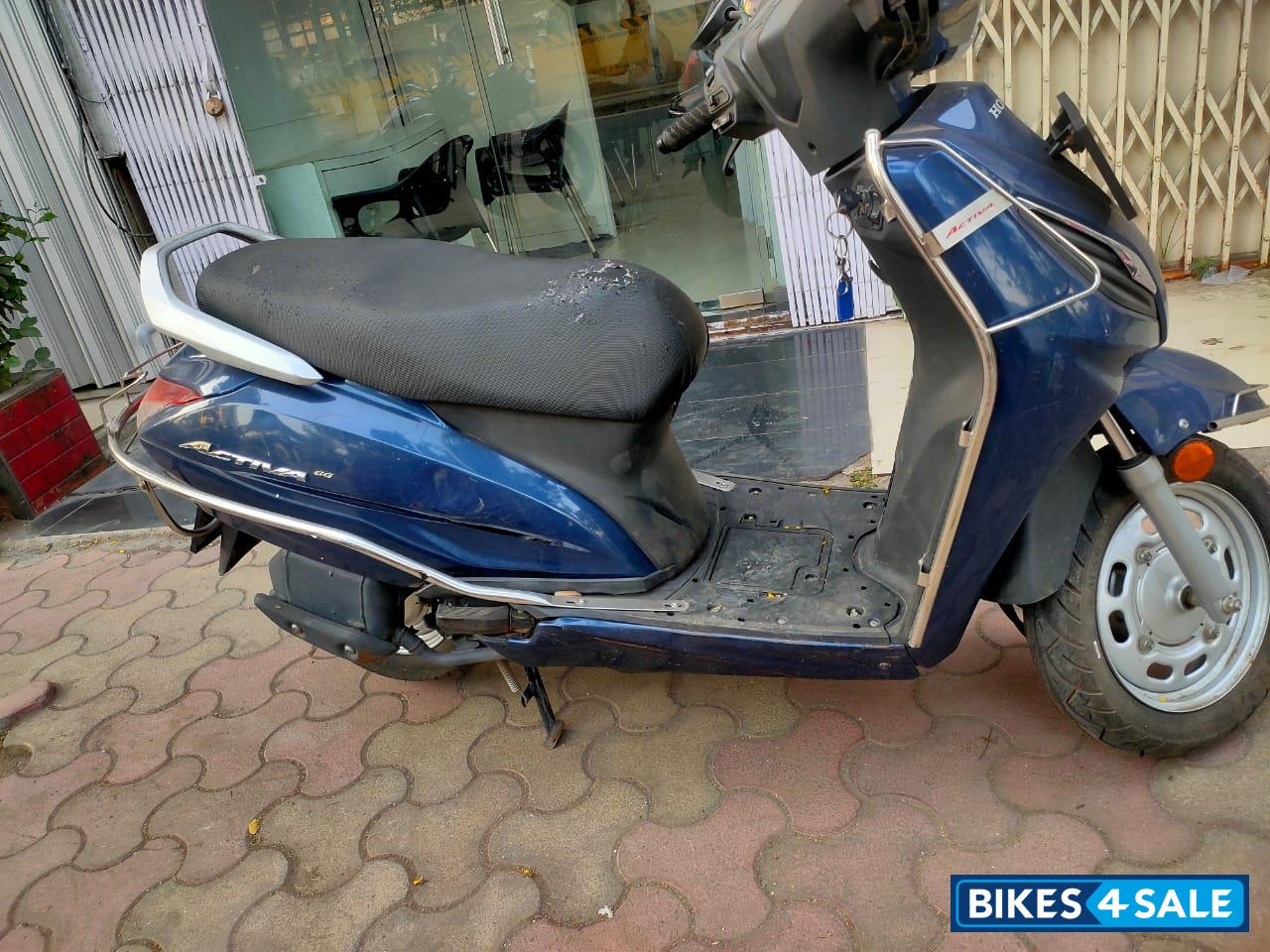 Blue Honda Activa 6G