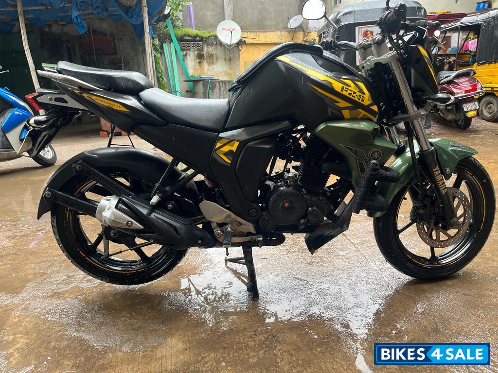 Yamaha FZ-S FI V2