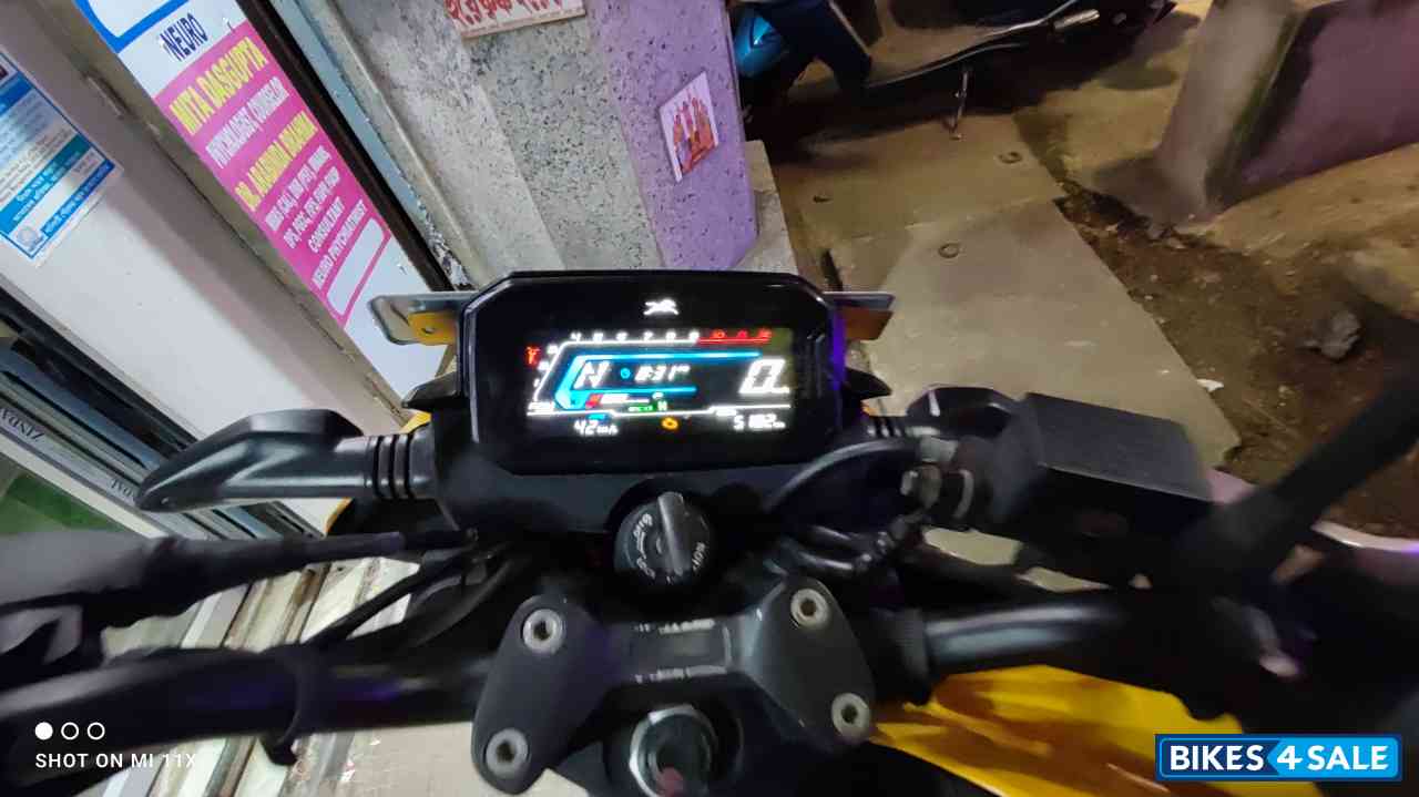 Fierry Yellow TVS Raider 125 Fierry Yellow TVS Raider 125