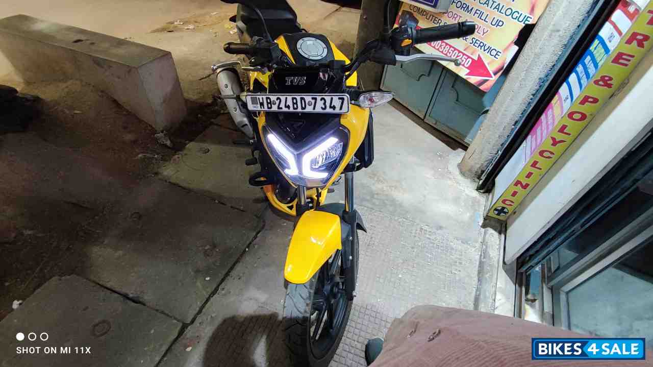 Fierry Yellow TVS Raider 125 Fierry Yellow TVS Raider 125