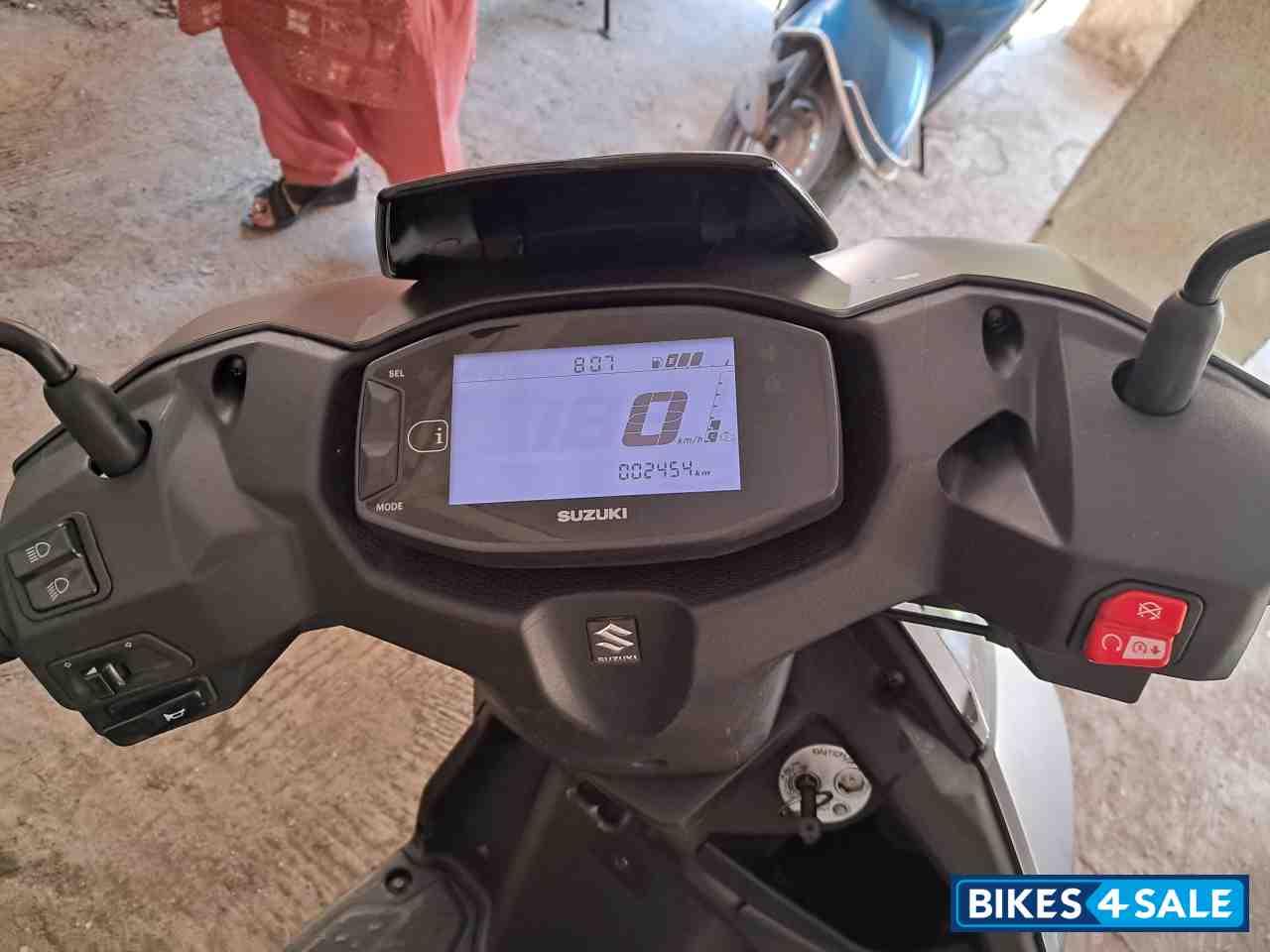 Suzuki Avenis 125 Ride Connect Edition