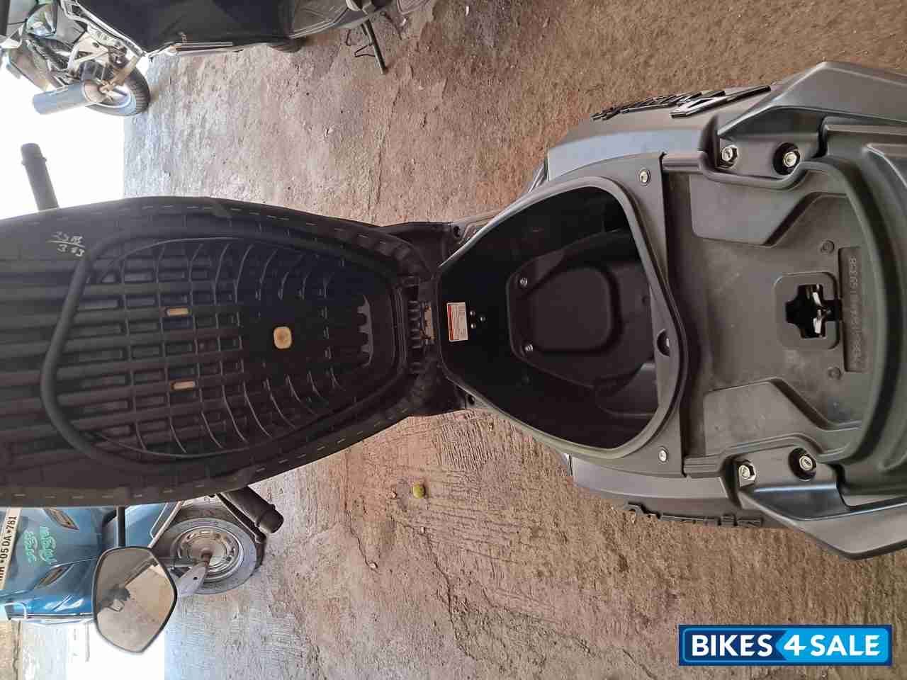 Suzuki Avenis 125 Ride Connect Edition