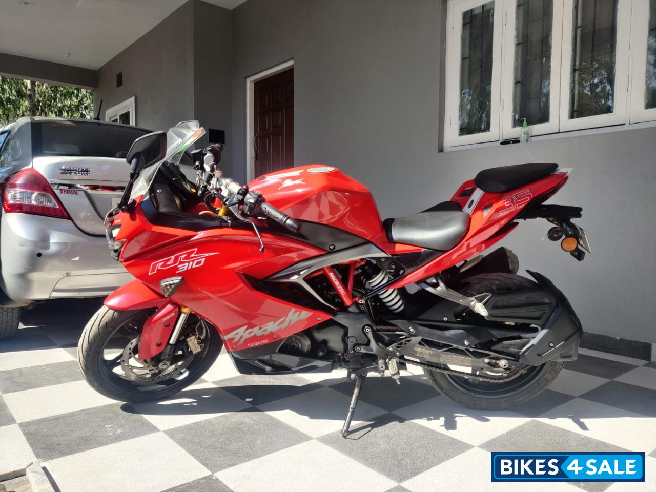 TVS Apache RR 310 TVS Apache RR 310
