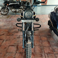 Black Bajaj Avenger Street 150