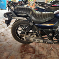 Black Bajaj Avenger Street 150
