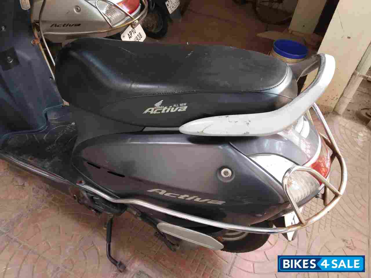 Grey Honda Activa