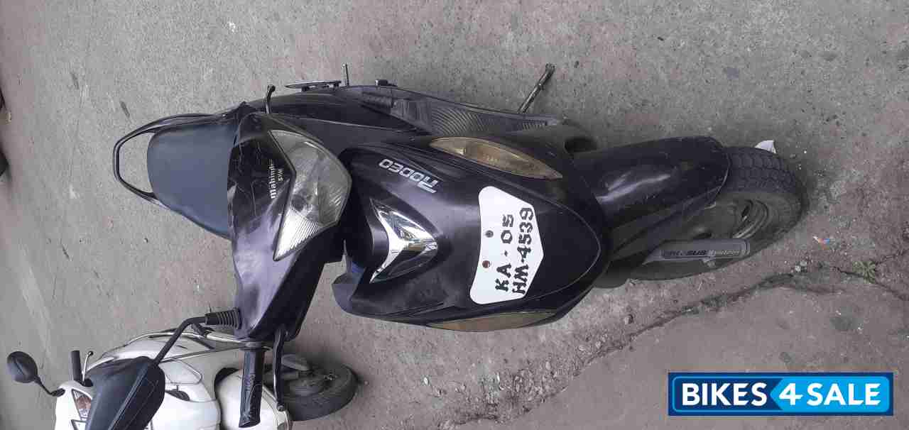 Coffee Colour Mahindra Rodeo