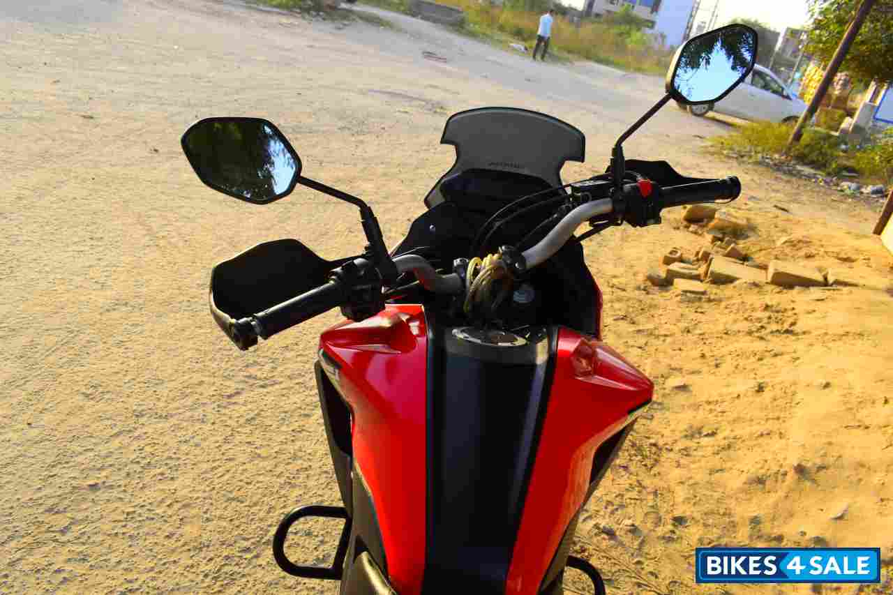 Red Black Honda CB200X