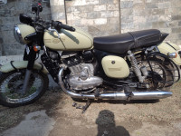 Lumous Lime Jawa forty two BS6