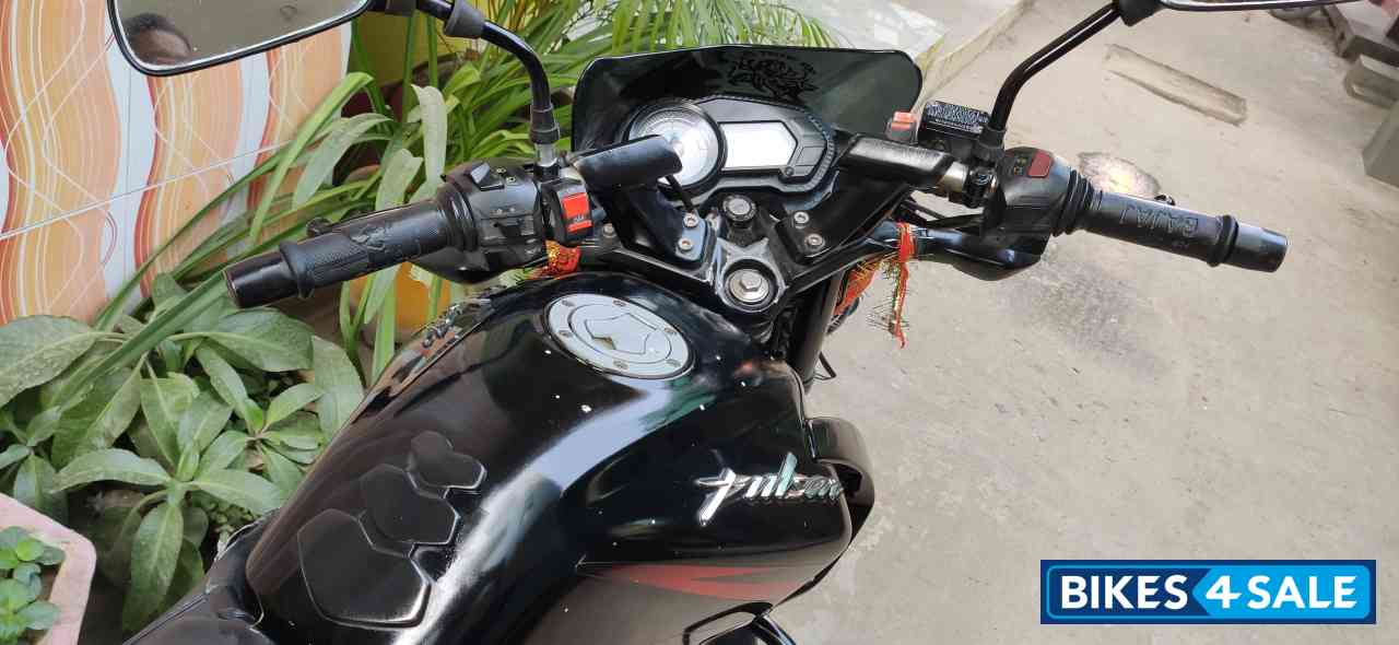 Bajaj Pulsar 135LS