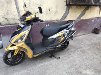 Yellow Hero Maestro Edge 125 2021