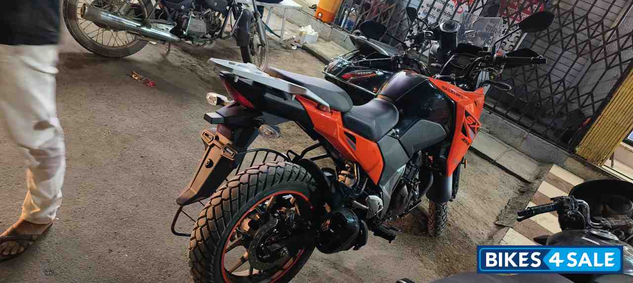 Orenge Suzuki V-Strom 250