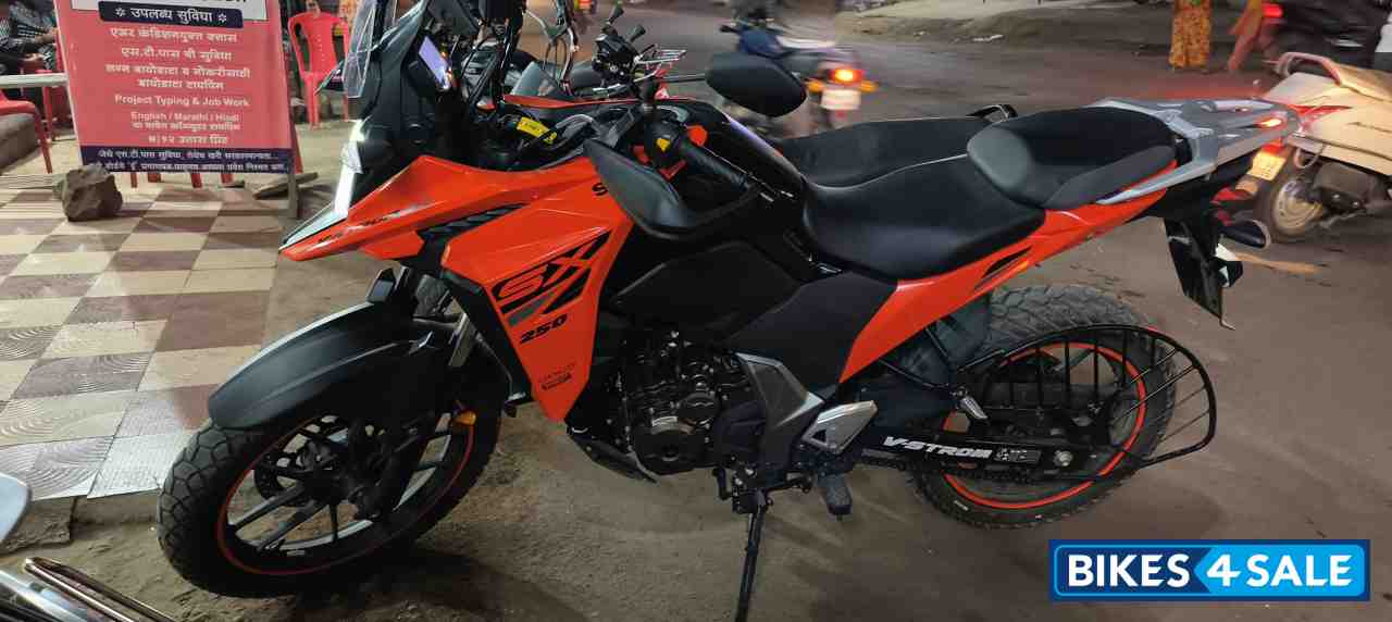 Orenge Suzuki V-Strom 250