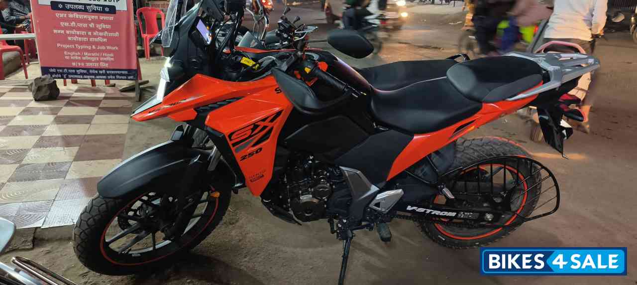 Orenge Suzuki V-Strom 250