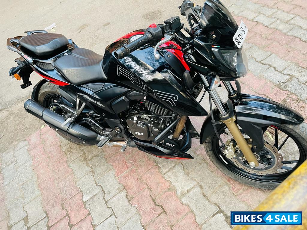 TVS Apache RTR 200 4V