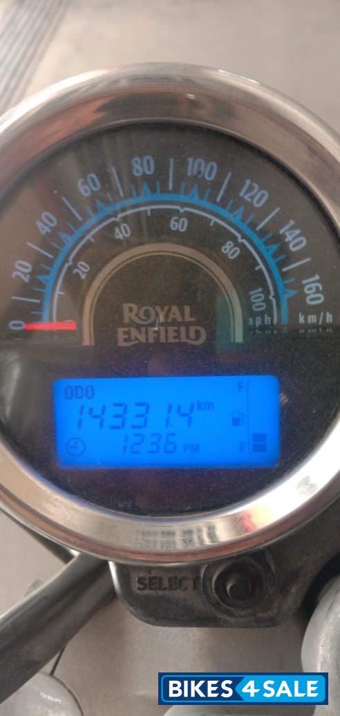 Blue Royal Enfield Thunderbird 500