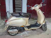 Vespa Elegante 150