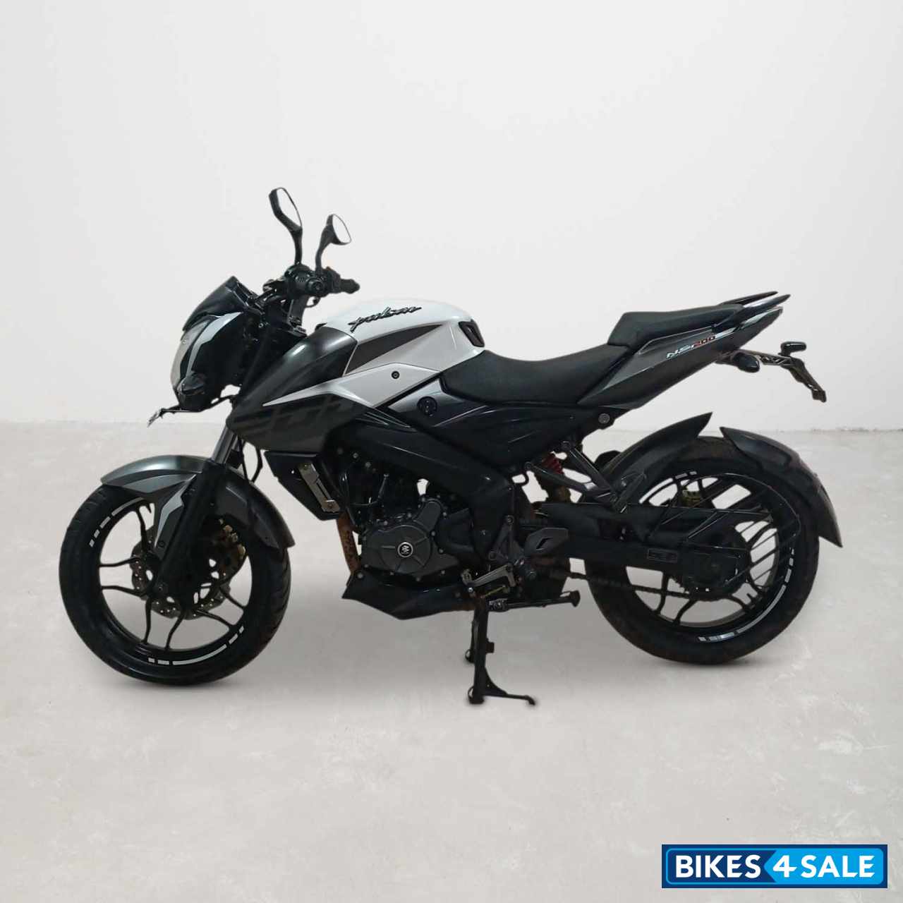 Bajaj Pulsar NS 200 BS6