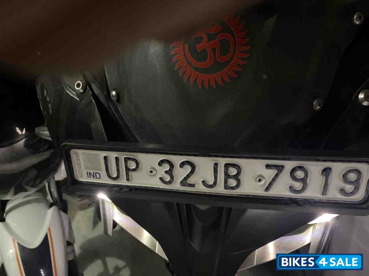 Bajaj Pulsar RS 200 Bajaj Pulsar RS 200