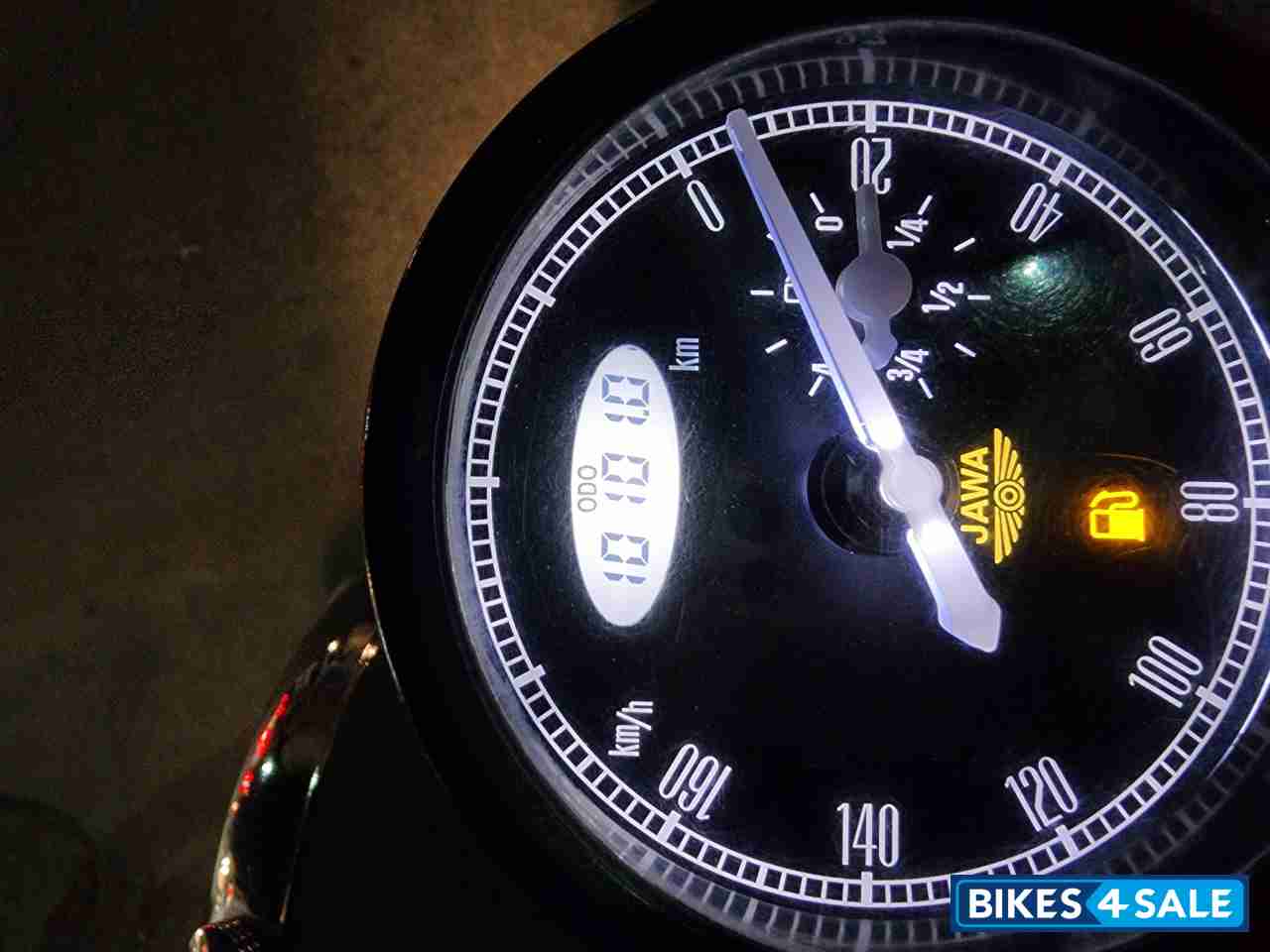 Lumos Lime Jawa forty two Dual Channel ABS Lumos Lime