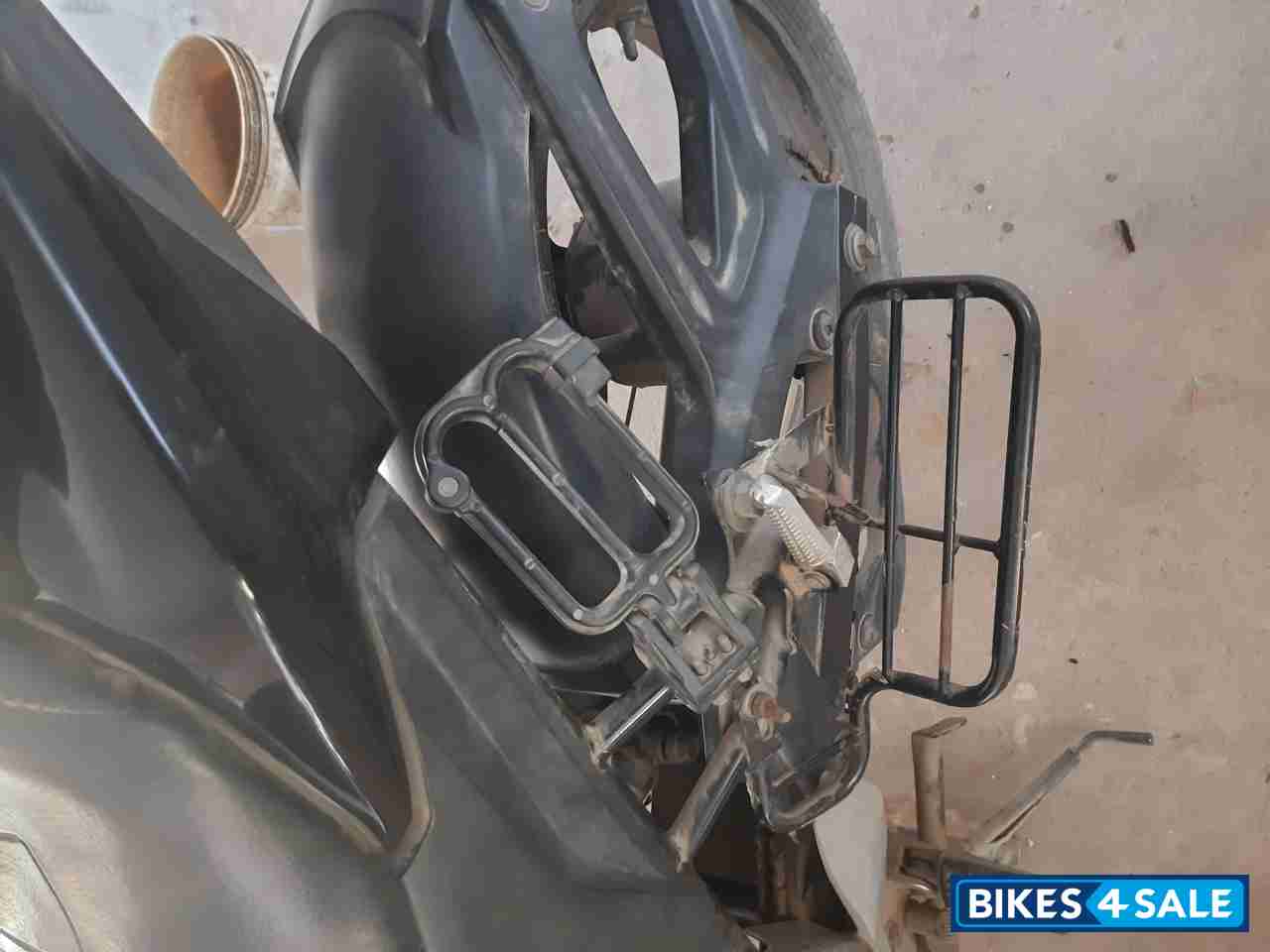 Black Yamaha FZ FI V2 Black Yamaha FZ FI V2