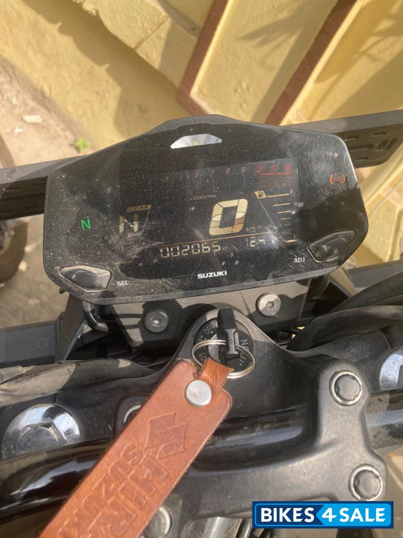 Matte Black Suzuki Gixxer 250 BS6