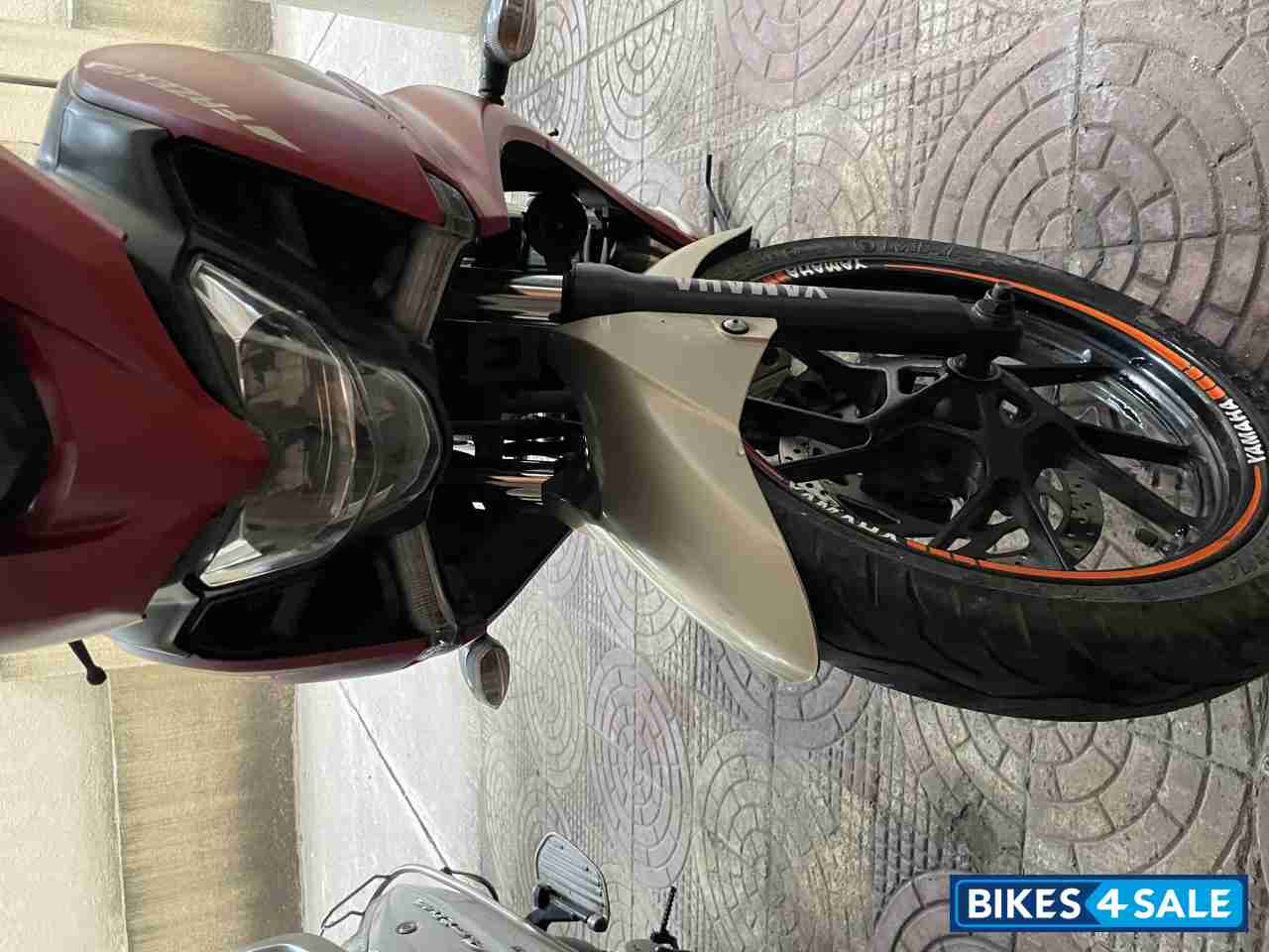 Matte Red Yamaha Fazer 25