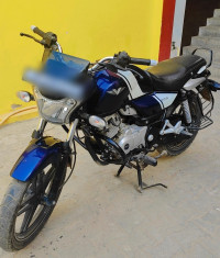 Bajaj V15