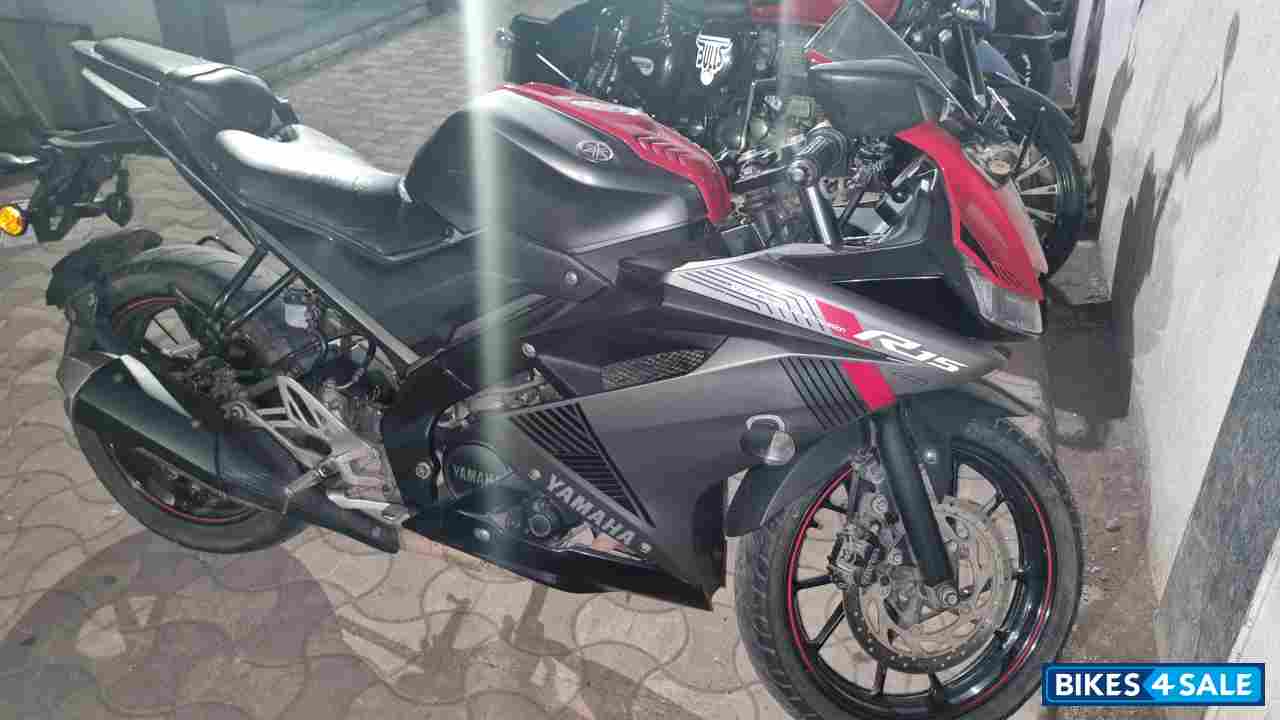 Yamaha YZF R15 V3