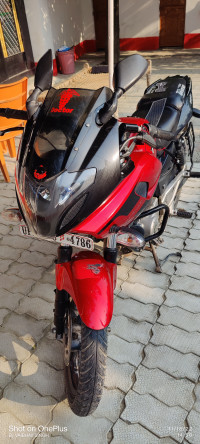 Bajaj Pulsar 220 DTSFi 2013 Model
