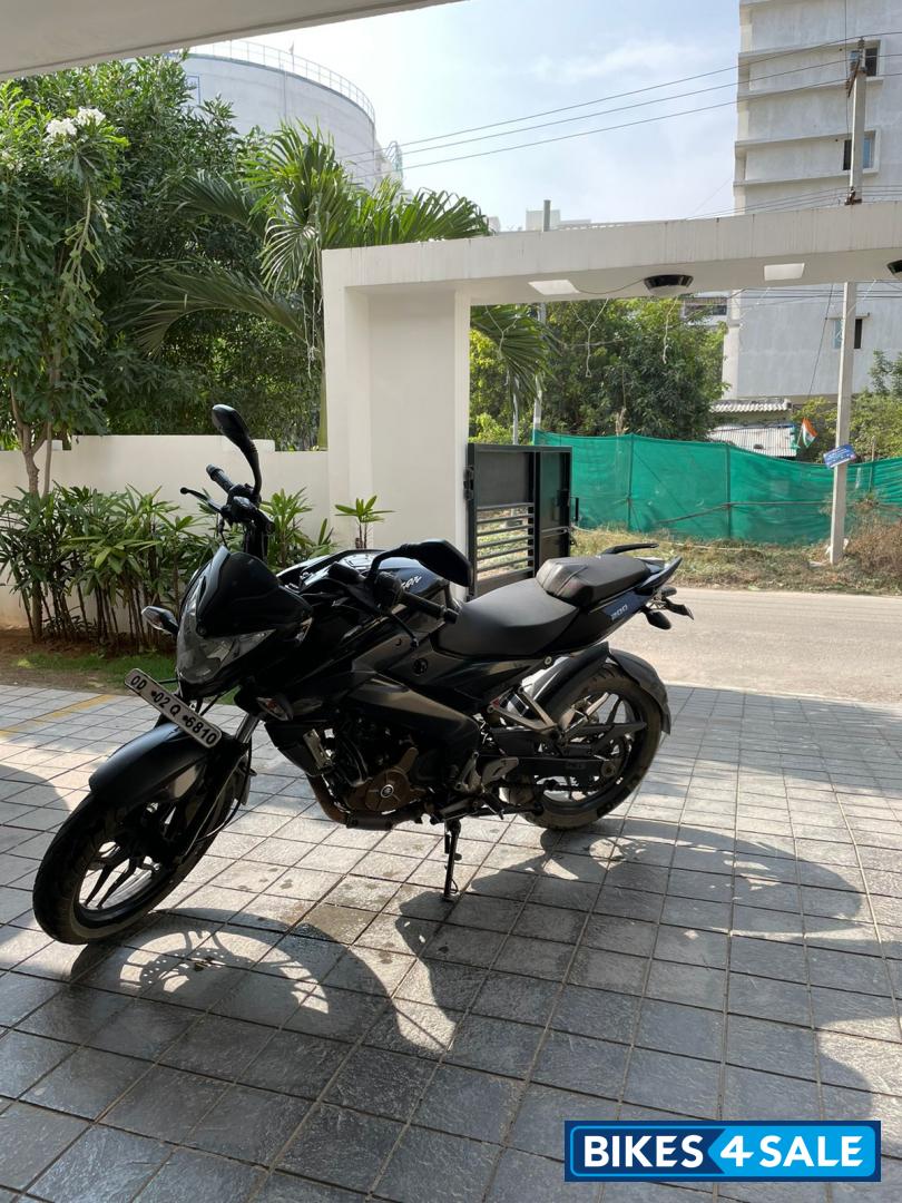 Bajaj Pulsar 200 NS