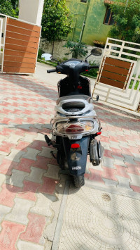 Red TVS Wego