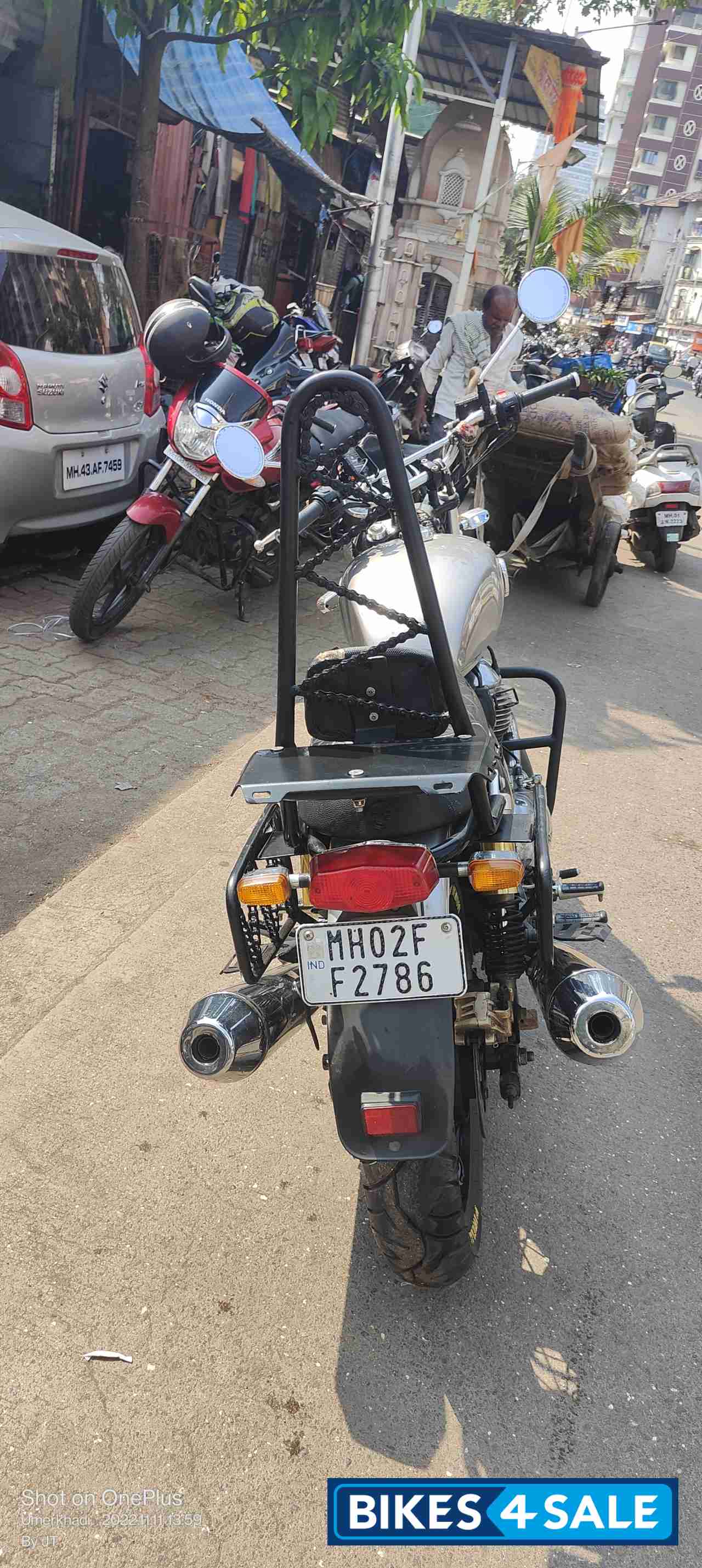 Silver Royal Enfield Interceptor 650 Twin