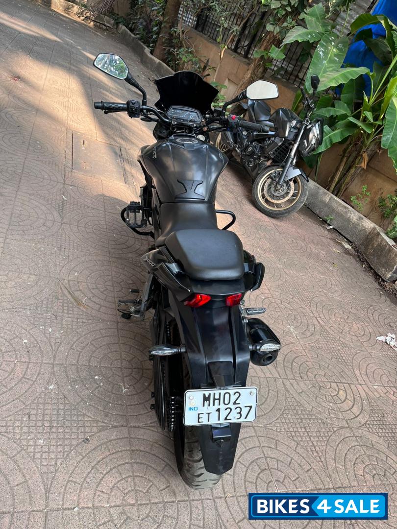 Bajaj Dominar 400 ABS BS6