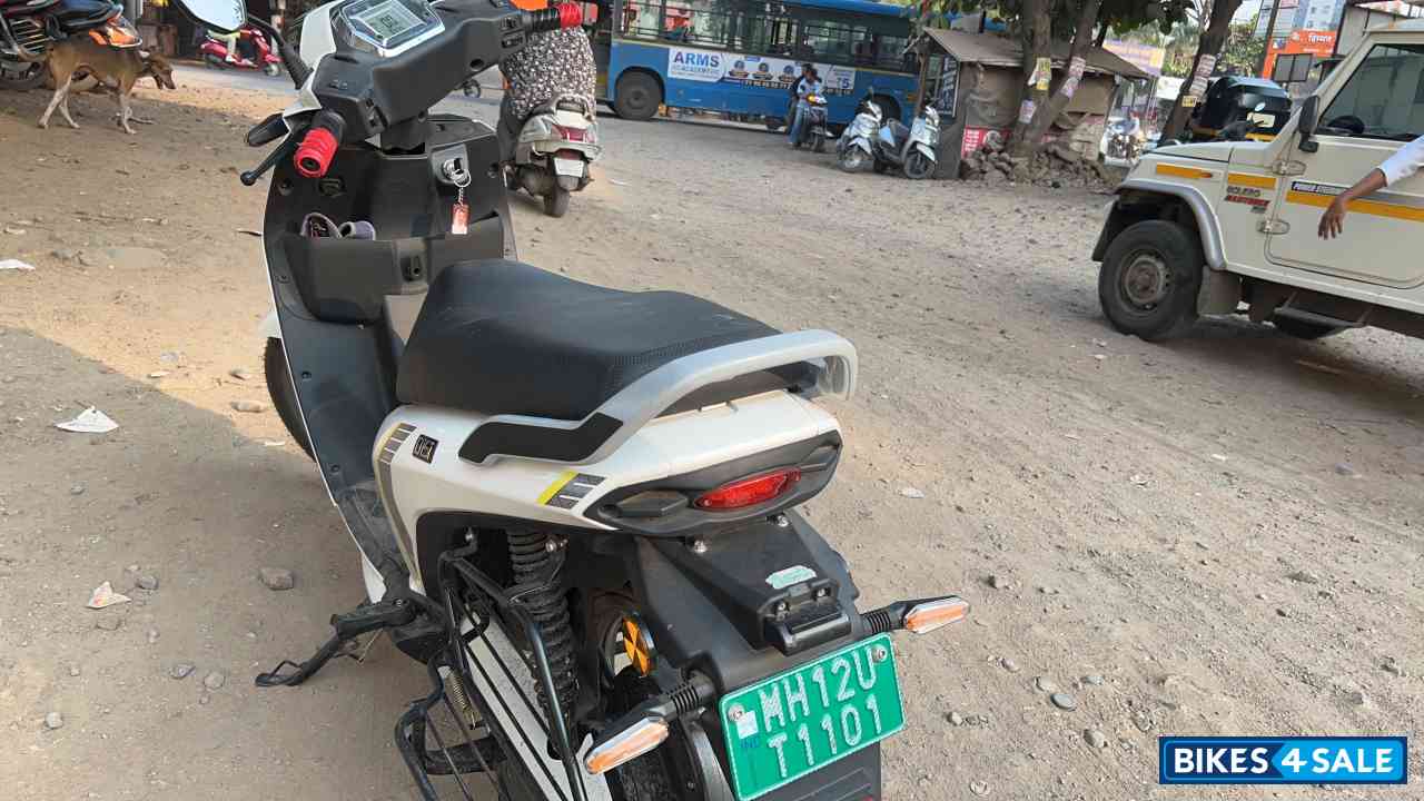 BGauss D15i BGauss D15i