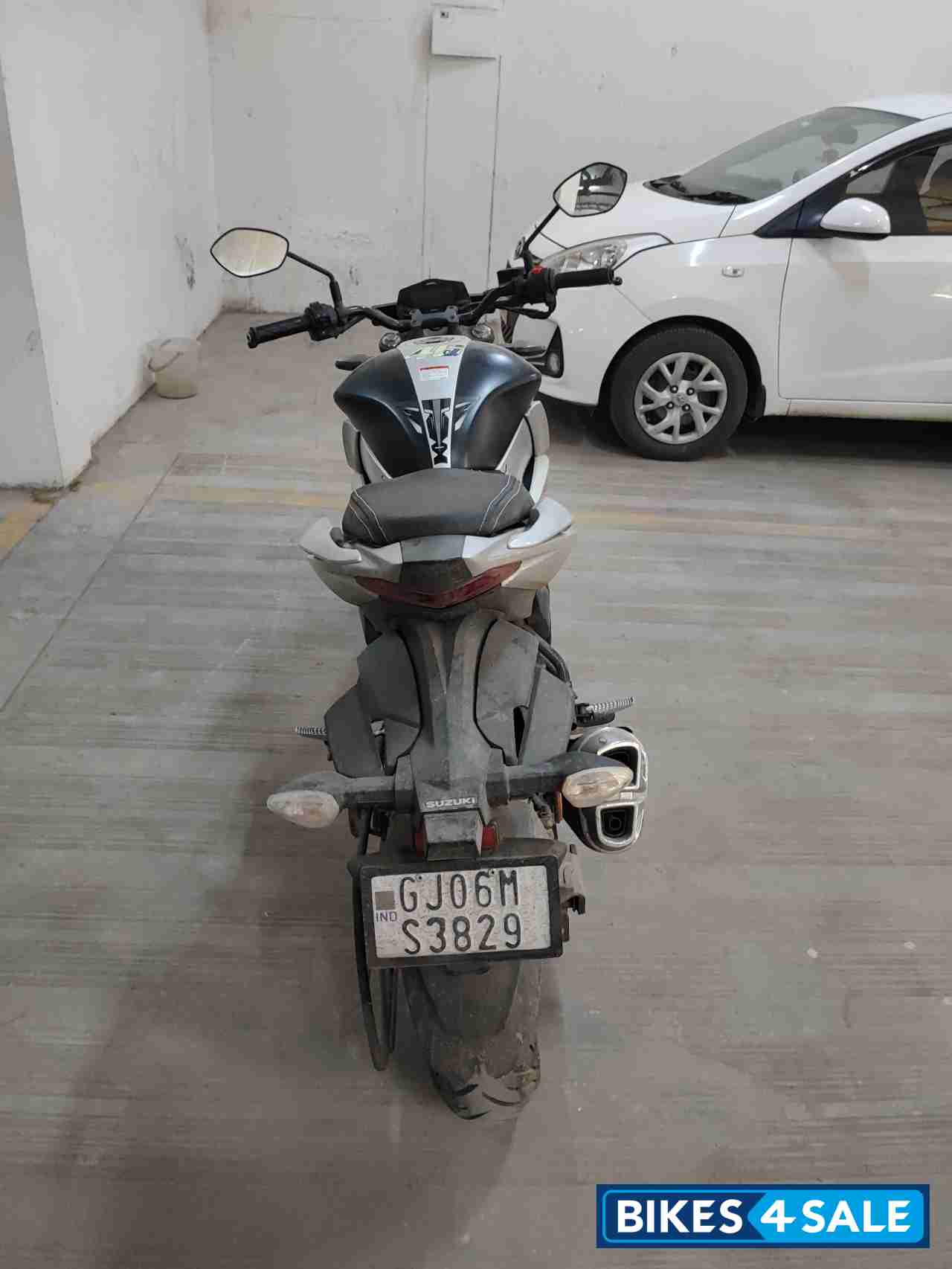 Black Suzuki Gixxer 250 BS6