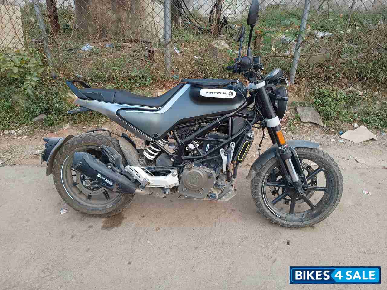 Galveston Mat Husqvarna Svartpilen 250 2020