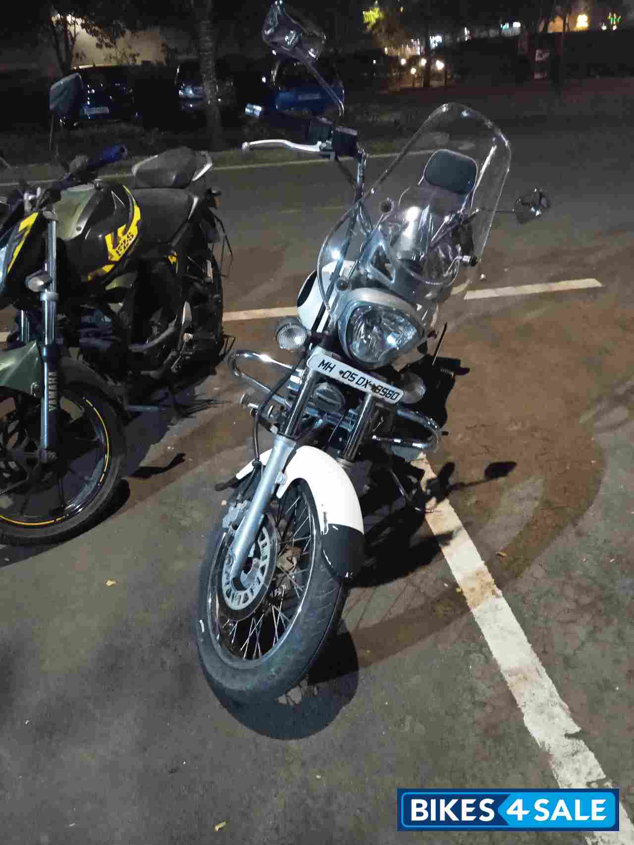 Bajaj Avenger Cruise 220