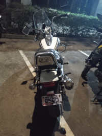 Bajaj Avenger Cruise 220