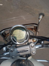 Bajaj Avenger Cruise 220